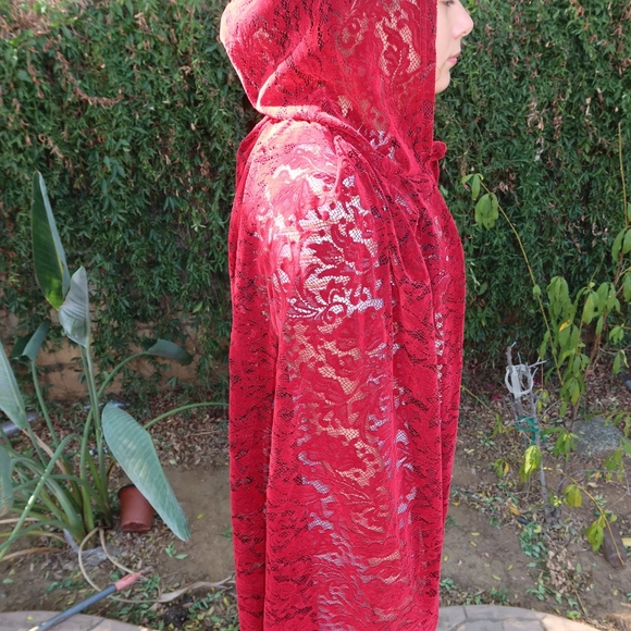 New handmade sexy red lace hooded cape cloak women Valentines medieval fairy - Picture 7 of 7